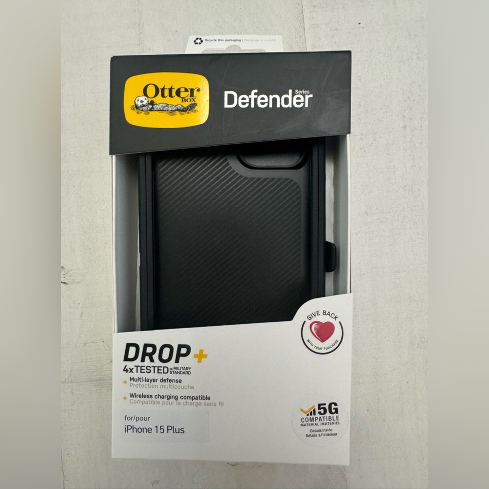 iPhone 15 Plus OtterBox Defender